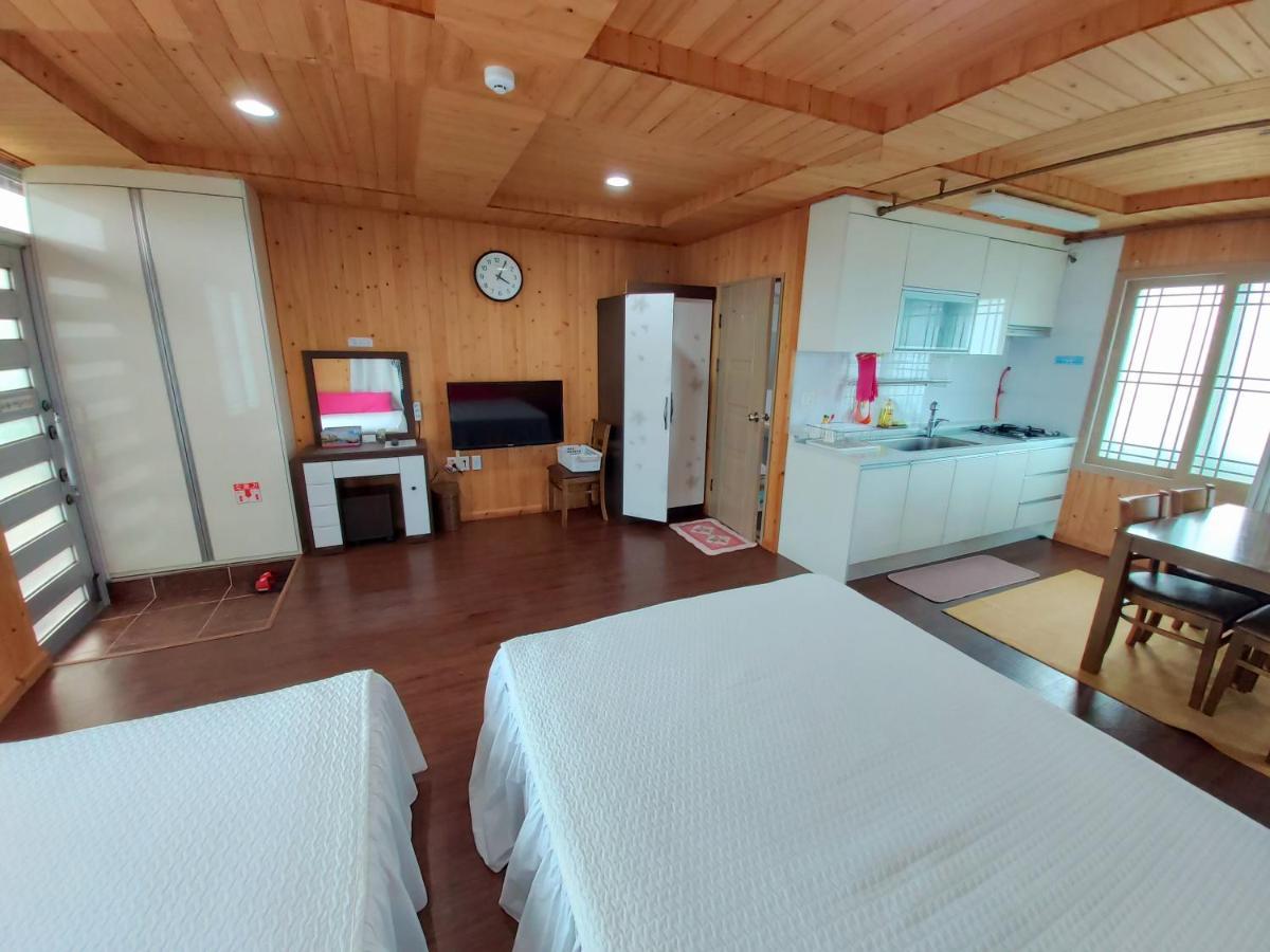 Hotel Feeling Good House Jeju Exterior foto