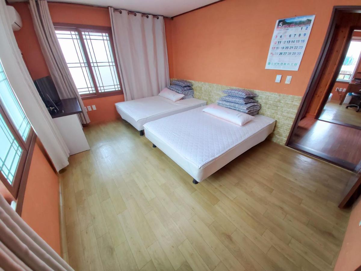 Hotel Feeling Good House Jeju Exterior foto