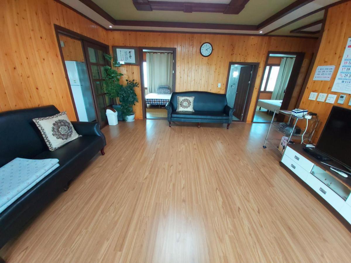 Hotel Feeling Good House Jeju Exterior foto