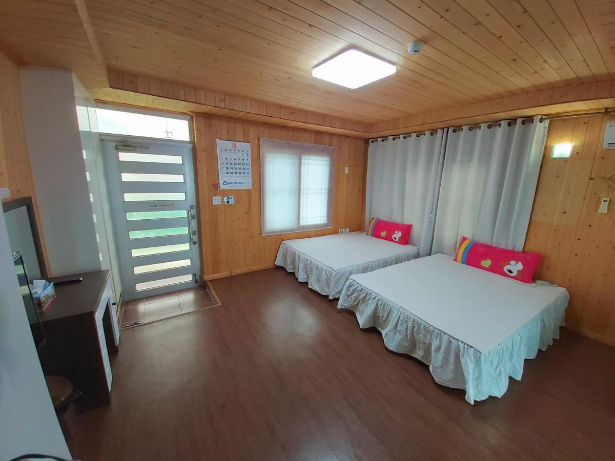 Hotel Feeling Good House Jeju Exterior foto