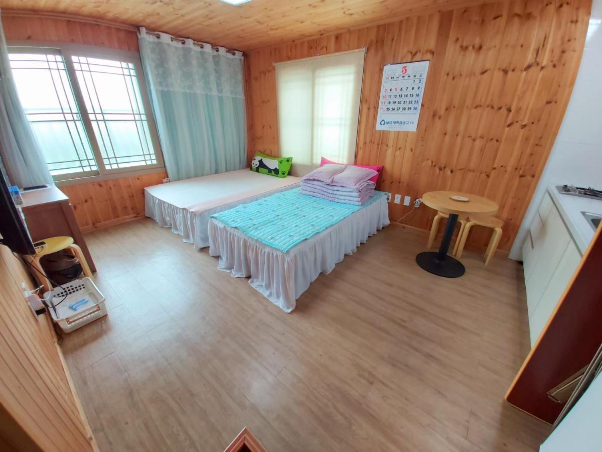 Hotel Feeling Good House Jeju Exterior foto