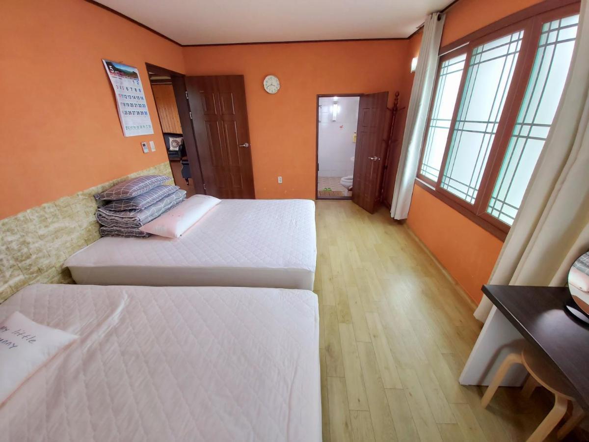 Hotel Feeling Good House Jeju Exterior foto